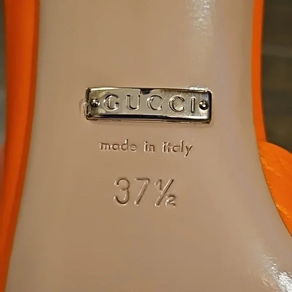 GUCCI Studded D'Orsay Pumps in Orange Leather - Picture 12 of 13